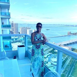 Meet your Posher, Pearl